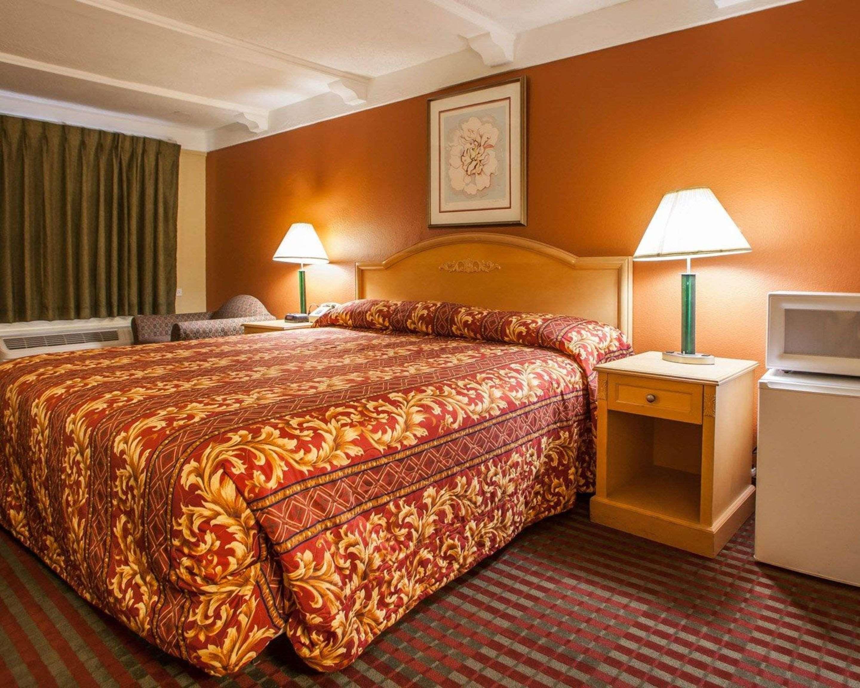 Relax Inn Saint Charles Εξωτερικό φωτογραφία