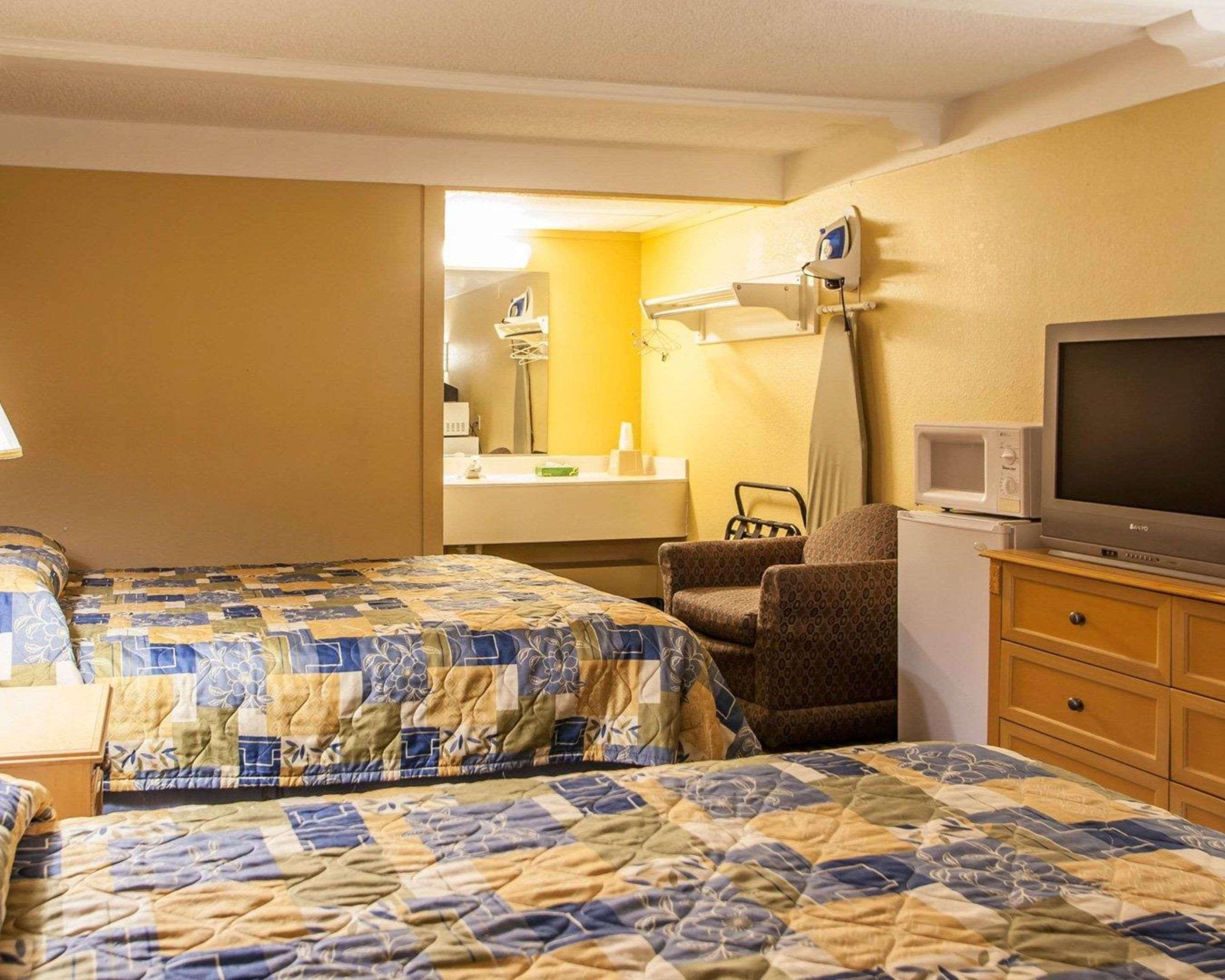 Relax Inn Saint Charles Εξωτερικό φωτογραφία