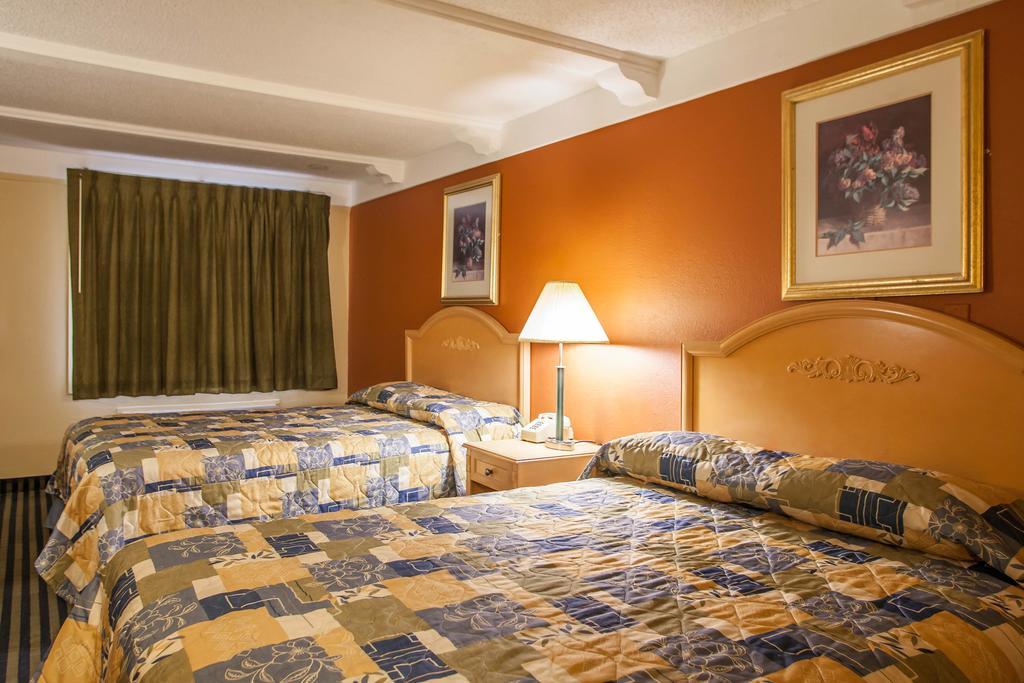 Relax Inn Saint Charles Εξωτερικό φωτογραφία